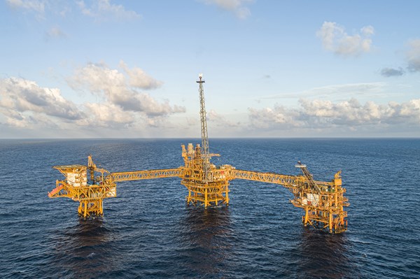 Nộp ngân sách và lợi nhuận của Petrovietnam đã cán đích năm trước 4 tháng