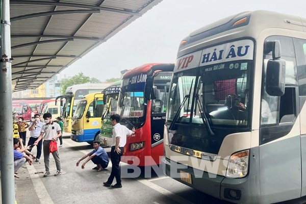 Lấy ý kiến việc thí điểm vận chuyển khách từ Hải Dương đến sân bay 