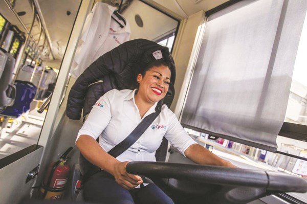 Mexico: Thành phố đầu tiên trên thế giới có lái xe bus toàn nữ