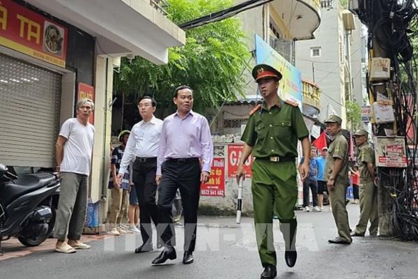 Phó Thủ tướng Trần Lưu Quang trực tiếp chỉ đạo khắc phục hậu quả vụ cháy chung cư mini