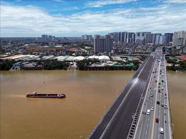 Kết nối giao thông trong định hướng phát triển đô thị hai bên bờ sông Hồng