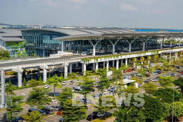 Đề nghị thu phí không dừng tại các sân bay