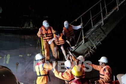 Liên tiếp cứu thuyền viên gặp nạn trên biển