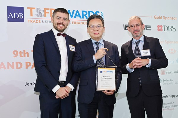 HDBank được ADB vinh danh là Ngân hàng đối tác hàng đầu tại Việt Nam