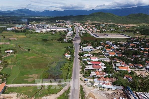 Cao tốc Vân Phong - Nha Trang vướng di dời hạ tầng kỹ thuật