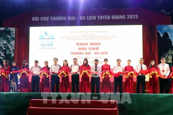Hơn 200 doanh nghiệp tham dự Hội chợ thương mại – du lịch Tuyên Quang năm 2023