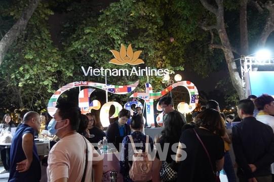 Nhiều ưu đãi bay quốc tế tại Vietnam Airlines Festa – Experience Day