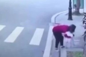 Truy bắt đối tượng bắt cóc bé gái gần 2 tuổi