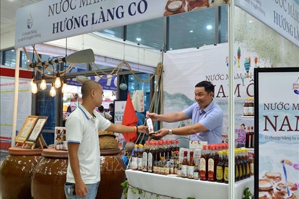 Khai mạc Hội chợ hàng Việt Nam được người tiêu dùng yêu thích