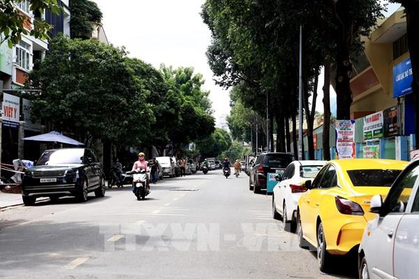 TP.HCM dự kiến thu gần 800 tỷ đồng phí sử dụng lòng đường, vỉa hè mỗi năm
