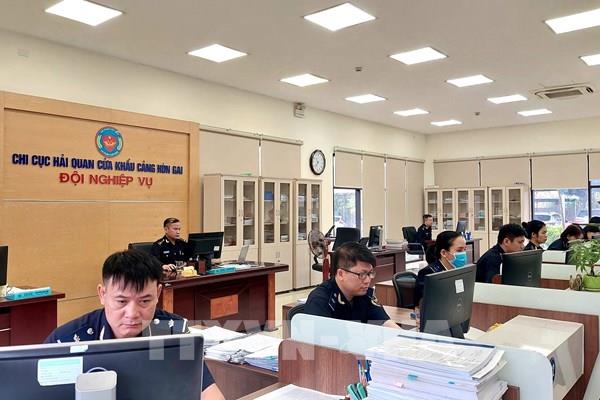 Thủ tướng Chính phủ chỉ đạo tiếp tục đẩy mạnh chuyển đổi số trong lĩnh vực hải quan