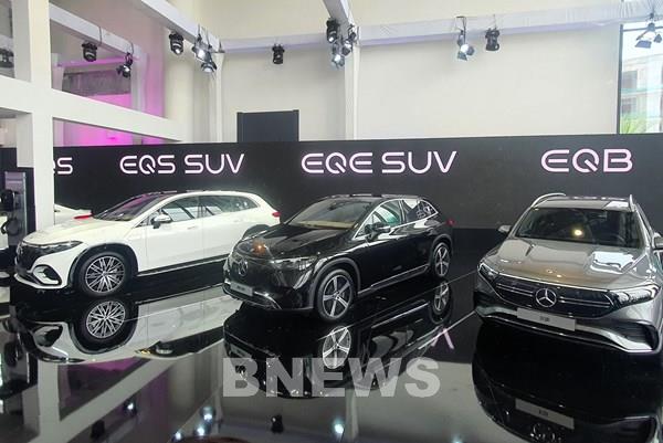 Các nhà sản xuất ô tô EU chạy đua giảm giá để cạnh tranh với xe Trung Quốc