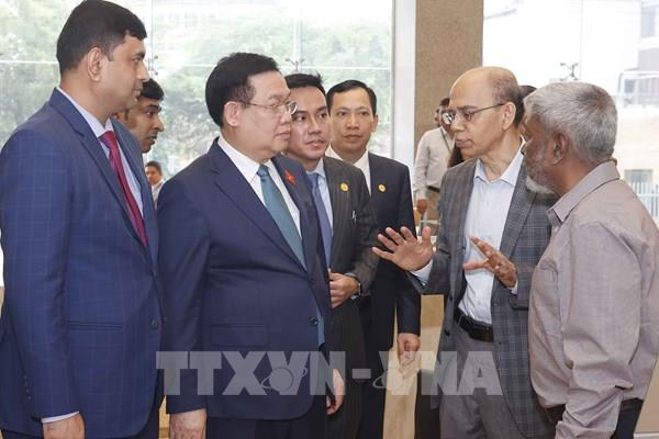 Việt Nam và Bangladesh có nhiều tiềm năng hợp tác về dược phẩm và dệt may