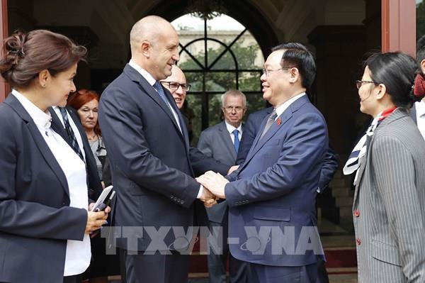 Chủ tịch Quốc hội Vương Đình Huệ hội kiến Tổng thống Bulgaria Rumen Radev