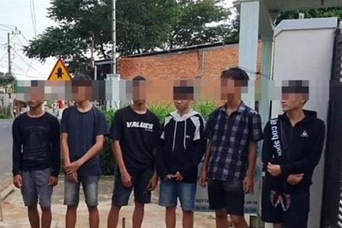 Nhóm thiếu niên Đắk Lắk gây ra hàng chục vụ trộm trên xe ô tô quên khóa cửa