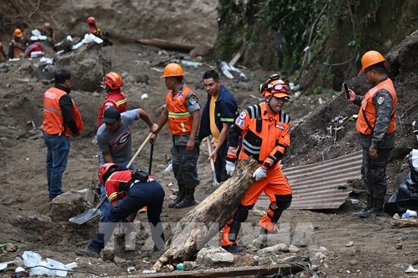Nhiều người thiệt mạng và mất tích do mưa lớn tại Guatemala và Mexico