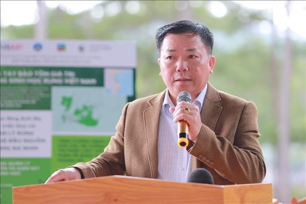 Phát triển du lịch sinh thái gắn với bảo tồn đa dạng sinh học