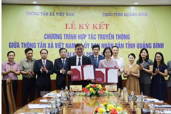 Thông tấn xã Việt Nam và tỉnh Quảng Bình hợp tác truyền thông