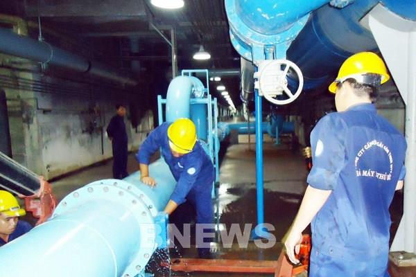 Tp. Hồ Chí Minh tạm ngưng cấp nước ở nhiều quận và thành phố Thủ Đức