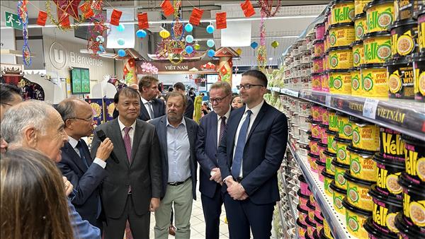 Bộ Công Thương tăng cường tiếp cận kênh phân phối nước ngoài