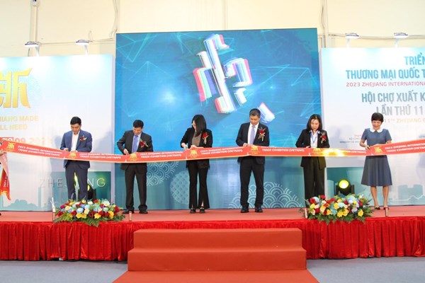 Khai mạc Triển lãm Thương mại Quốc tế Chiết Giang (Trung Quốc) tại Hà Nội