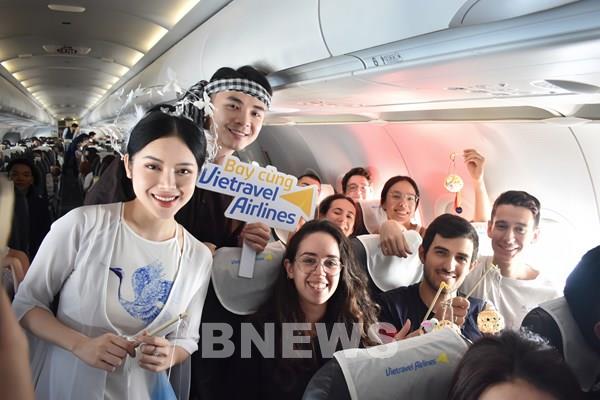 Vietravel Airlines đưa khoảnh khắc “đoàn viên” lên các chuyến bay