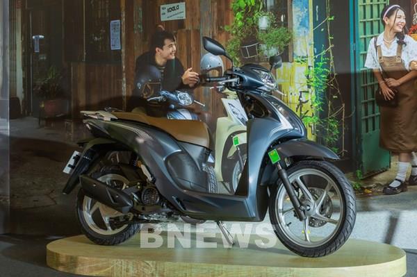 Doanh số xe máy Honda tăng nhẹ trong khi doanh số ô tô giảm sâu