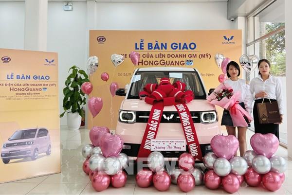 TMT Motors chính thức bàn giao xe điện Wuling HongGuang MiniEV cho khách hàng