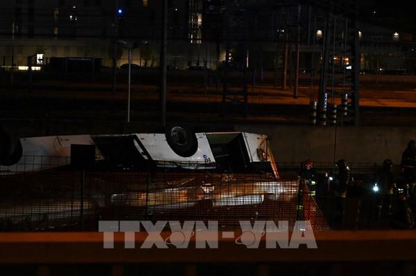 Italy: tại nạn xe buýt khiến ít nhất 20 người thiệt mạng