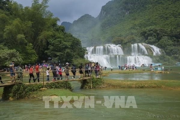 Miễn phí đối với du khách tham gia Lễ hội thác Bản Giốc năm 2023