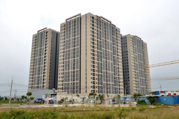 Đà Nẵng: Chung cư nhà ở xã hội trong giai đoạn bàn giao đã bị thấm, nứt