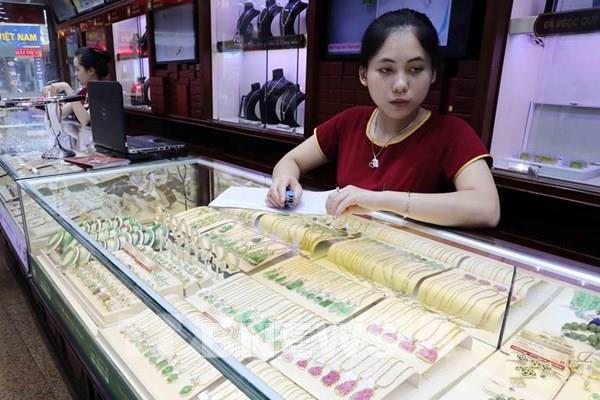 Giá vàng trong nước tăng 8% trong quý I
