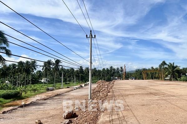 Cao tốc Hoài Nhơn - Quy Nhơn vẫn vướng đất rừng và hạ tầng kỹ thuật 