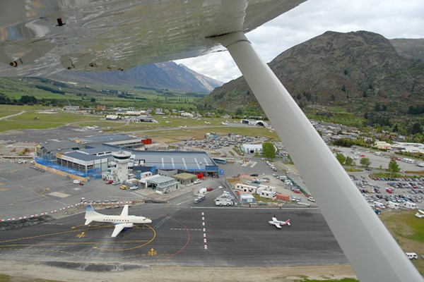 Sân bay quốc tế Queenstown bị dọa đánh bom