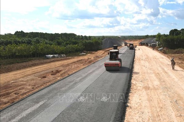 Bổ sung 8 dự án đường bộ cao tốc vào Danh mục các dự án quan trọng quốc gia