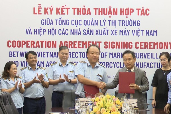 Hợp tác phòng chống kinh doanh phụ tùng xe máy giả mạo nhãn hiệu