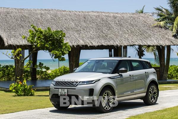 Land Rover Việt Nam hợp tác với Vietcombank hỗ trợ khách hàng mua xe