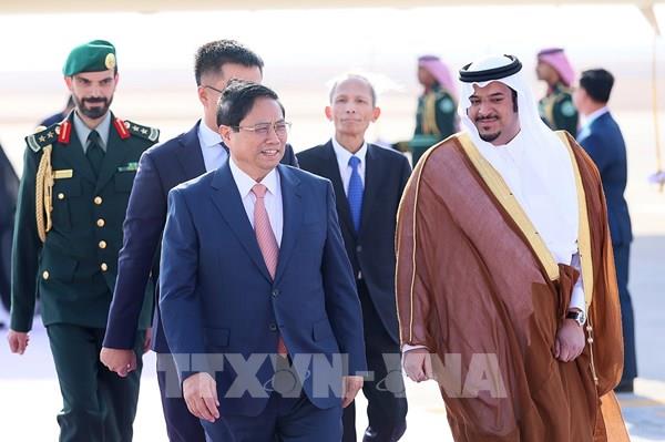 Thủ tướng Phạm Minh Chính tới Riyadh, bắt đầu chuyến công tác dự Hội nghị cấp cao ASEAN - GCC và thăm Vương quốc Saudi Arabia