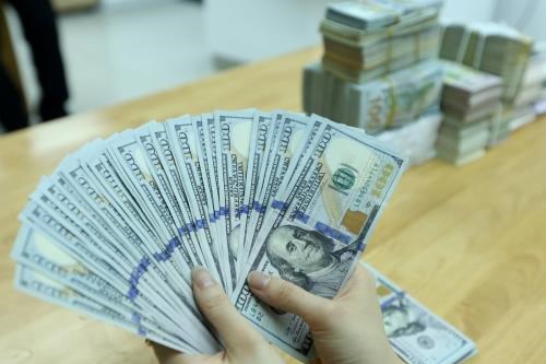 Giá USD hôm nay 23/10 đồng loạt giảm mạnh
