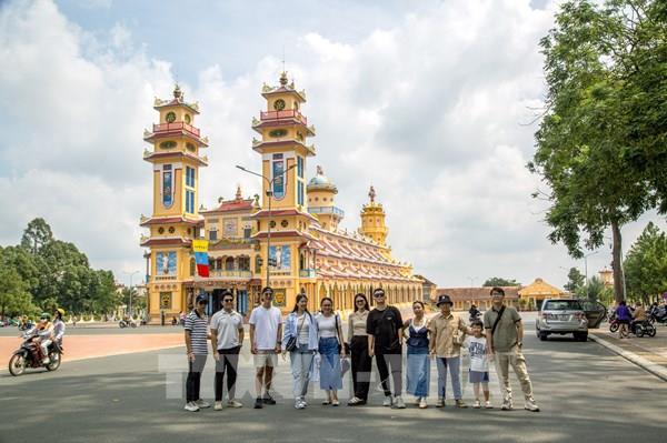Du lịch Việt Nam đã đón 10 triệu lượt khách quốc tế