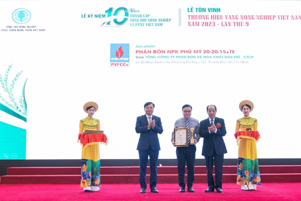 NPK Phú Mỹ được tôn vinh “Thương hiệu Vàng nông nghiệp Việt Nam năm 2023”