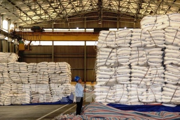 Phân giao hạn ngạch thuế quan nhập khẩu đường năm 2023 qua đấu giá