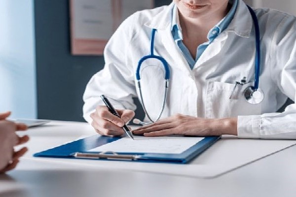 Mở phòng khám cần thực hiện thủ tục gì về môi trường?