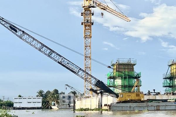 Thúc đẩy hoàn thành giải phóng mặt bằng Dự án cầu Rạch Miễu 2 ​