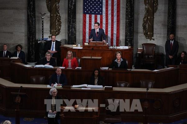 Hạ viện Mỹ thông qua dự luật chi tiêu tạm thời