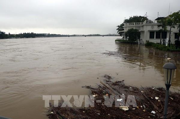 Thủ tướng chỉ đạo tập trung ứng phó, khắc phục hậu quả mưa lũ tại Trung Bộ