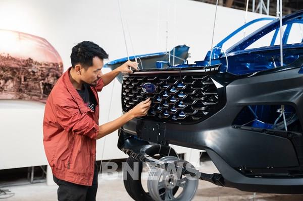 Ford hợp tác với họa sĩ tái hiện các công trình kiến trúc trên xe Territory