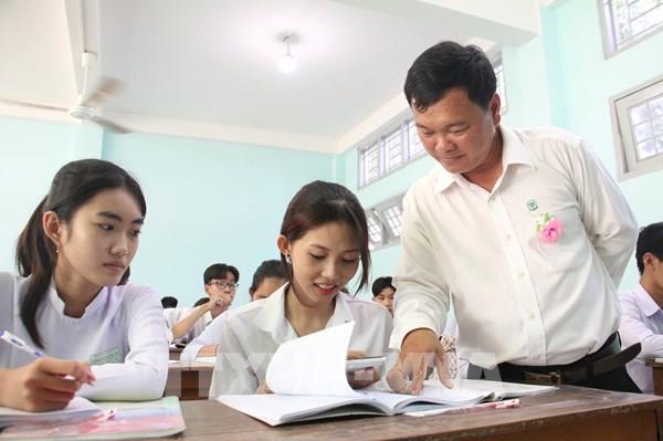 Tấm lòng người thầy  mê làm thiện nguyện