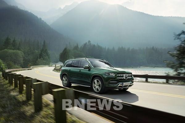 Mercedes-Benz Việt Nam sẽ điều chỉnh giá đối với 5 dòng xe nhập khẩu
