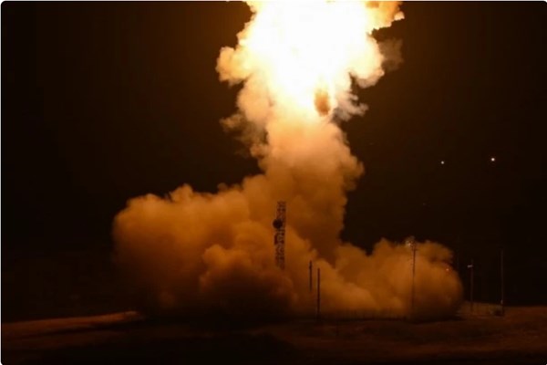 Pháp phóng thử thành công tên lửa đạn đạo chiến lược